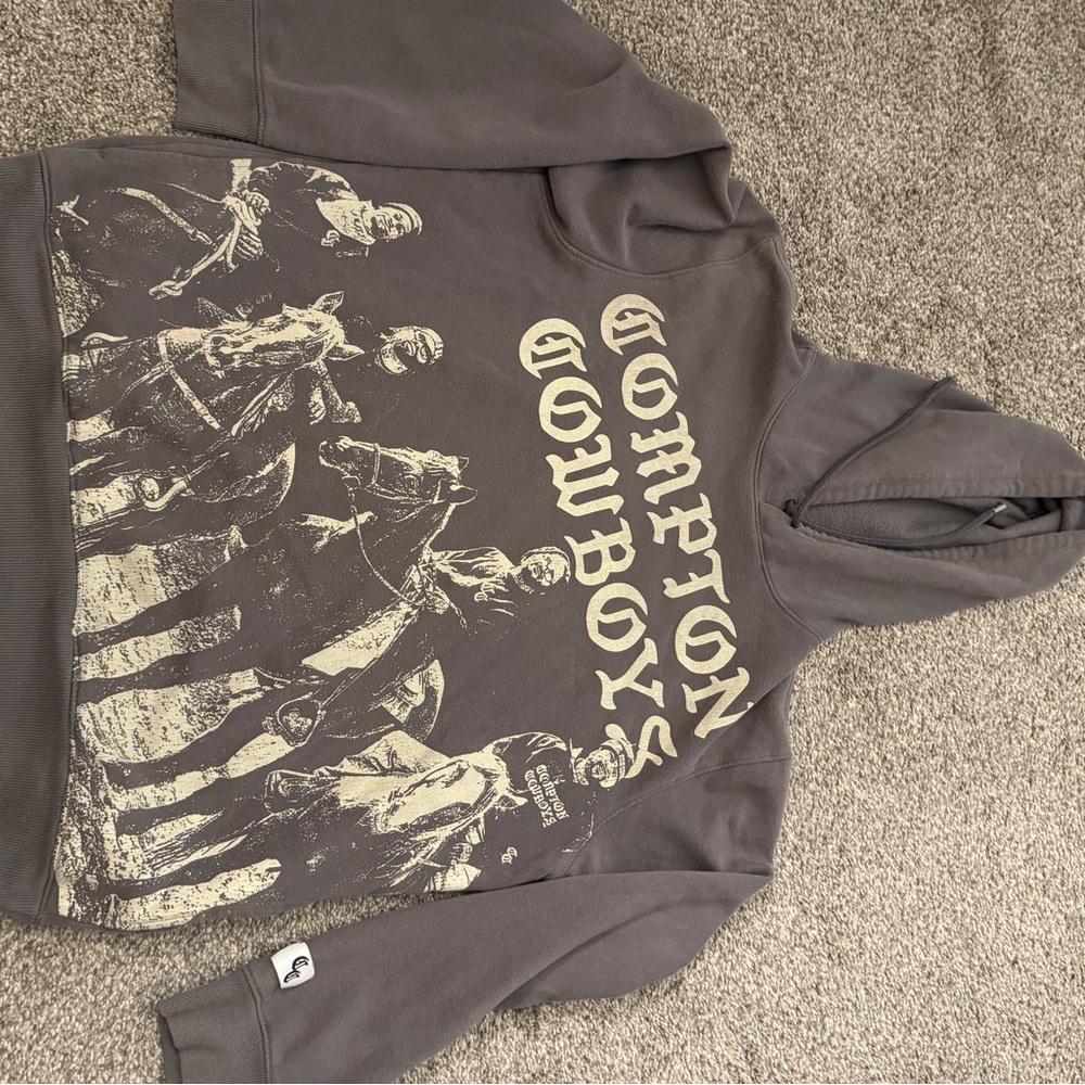 Men's Gray Graphic Hoodie Sweatshirt with 'Compton Cowboys' Print